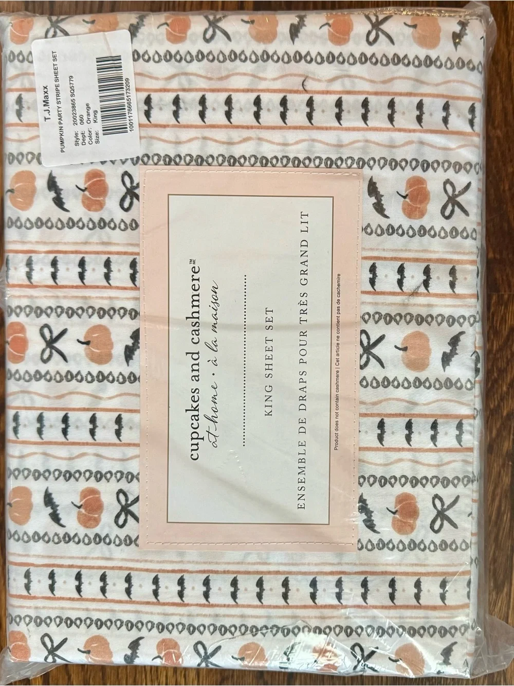 Cupcakes and Cashmere King Sheet Set- Pumpkins, Bats & Bows
